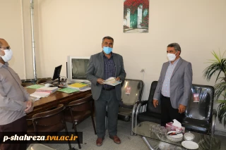 تقدیر از آقای طاهر صالحی چشمه علی از کارمندان شرکتی دانشگاه فنی استان اصفهان-پسران شهرضا